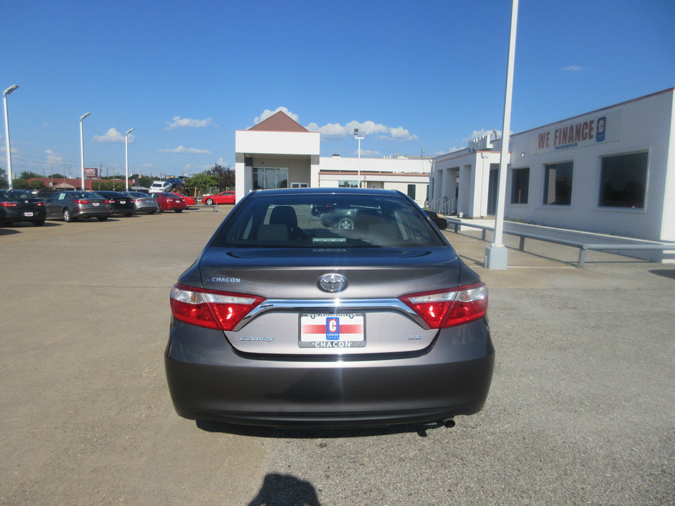 2015 Toyota Camry LE