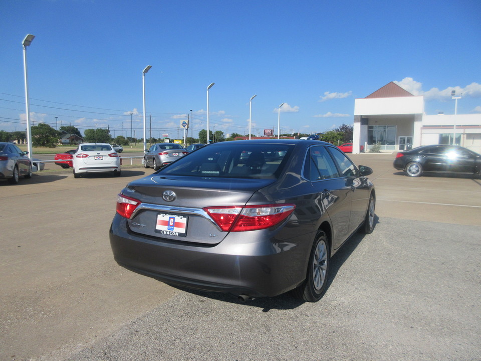 2015 Toyota Camry LE