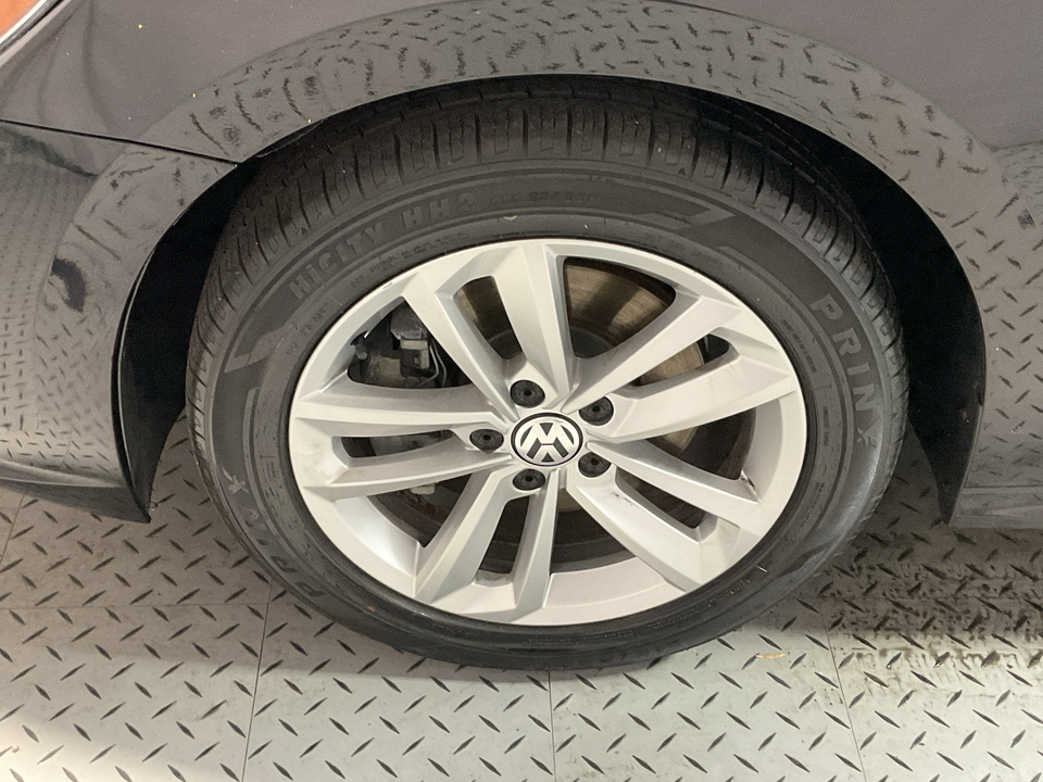 2020 Volkswagen Passat SE