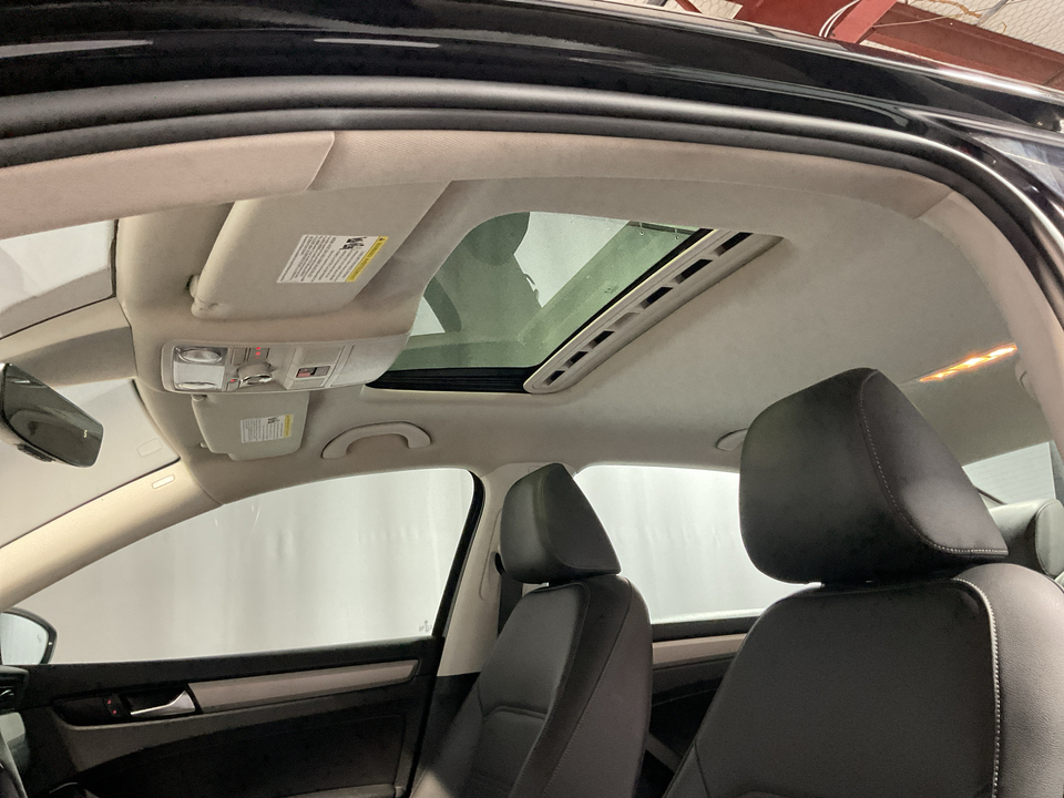 2020 Volkswagen Passat SE