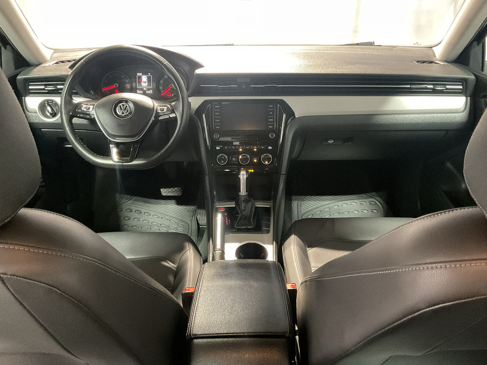 2020 Volkswagen Passat SE