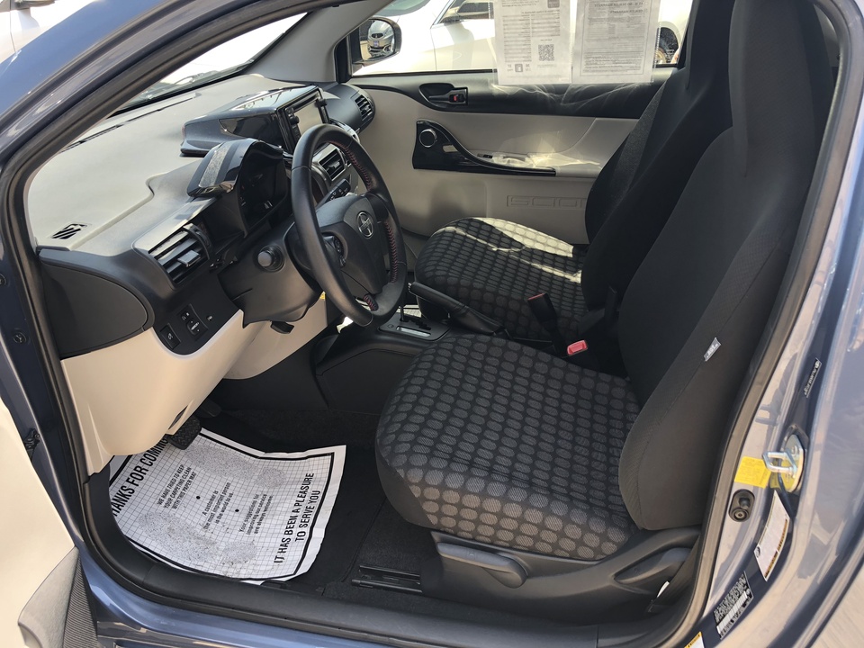 2014 Scion iQ 3-Door Hatchback AT