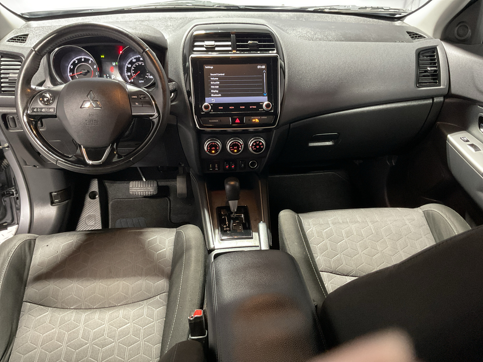 2020 Mitsubishi Outlander Sport 2.0 SE CVT