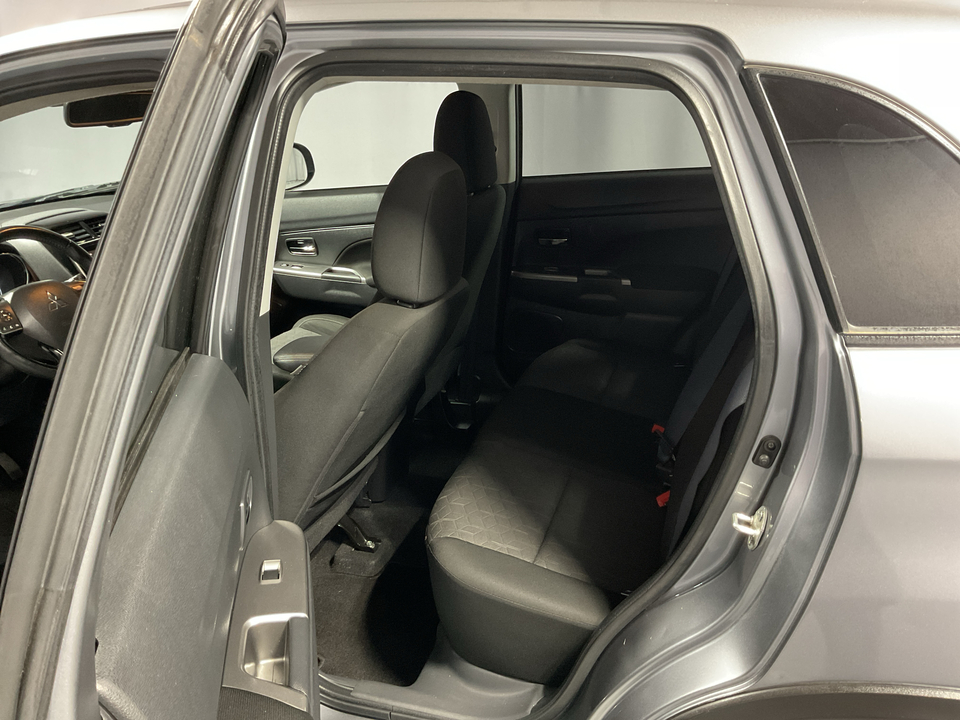 2020 Mitsubishi Outlander Sport 2.0 SE CVT