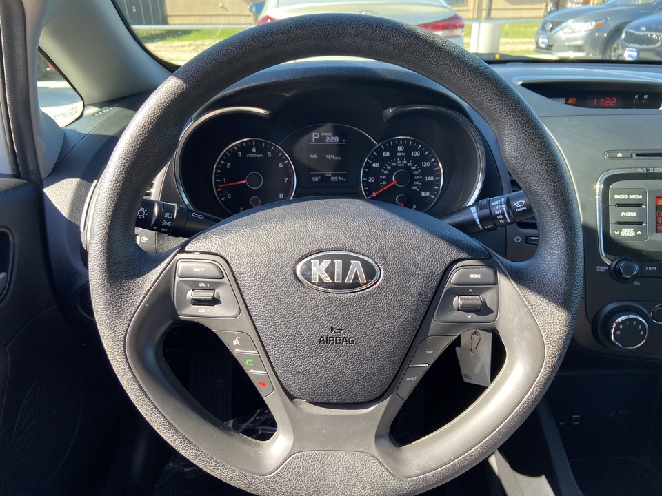 2017 Kia Forte LX 6A