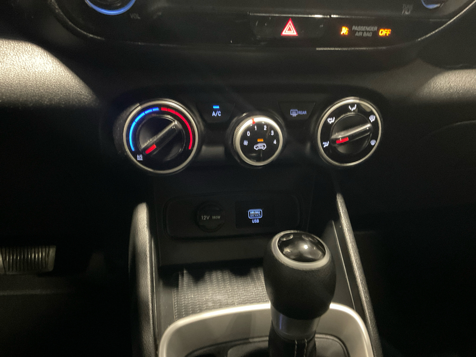 2020 Hyundai Venue SE