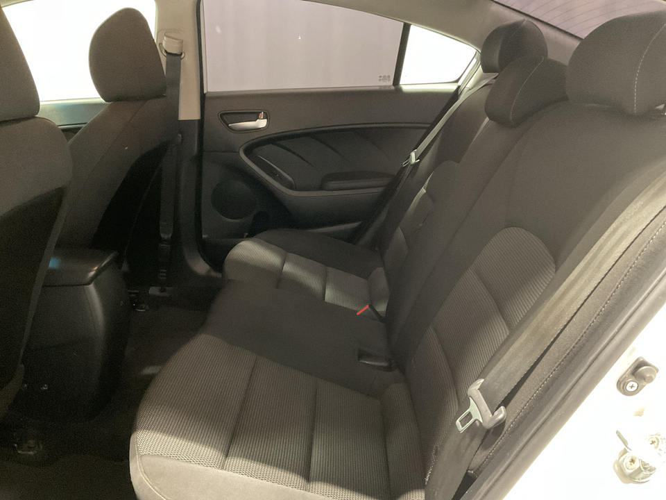 2017 Kia Forte LX 6A