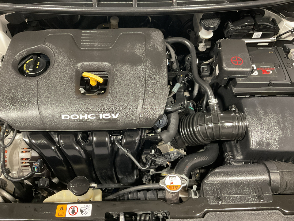 2017 Kia Forte LX 6A