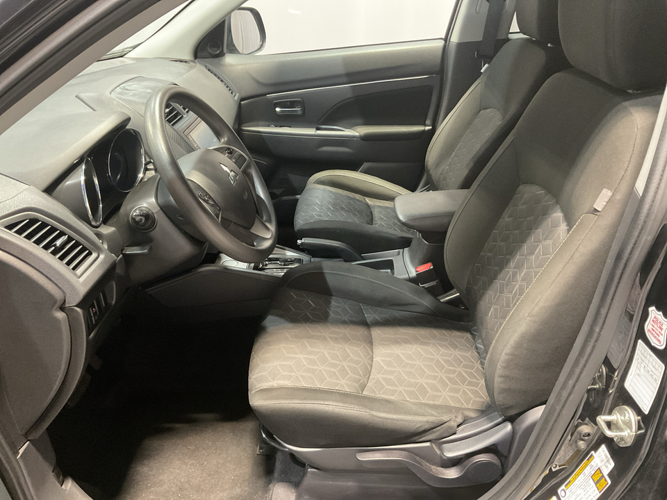 2021 Mitsubishi Outlander Sport 2.0 ES CVT