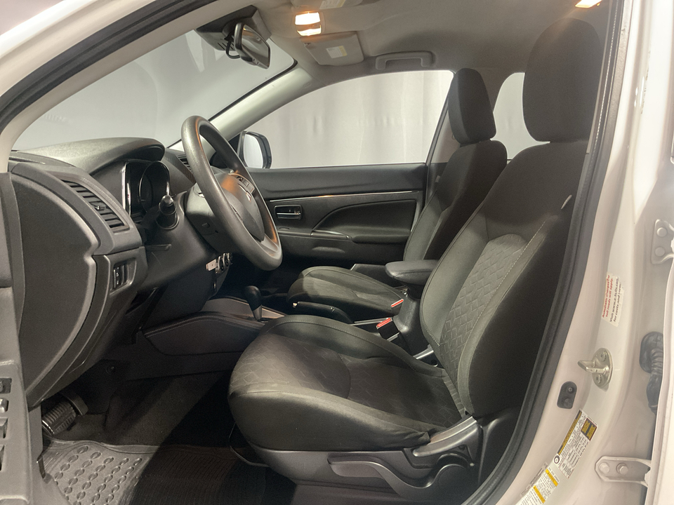 2021 Mitsubishi Outlander Sport 2.0 ES CVT