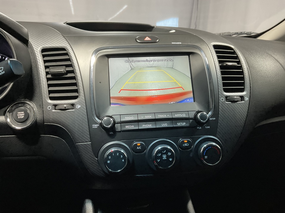 2017 Kia Forte LX 6A