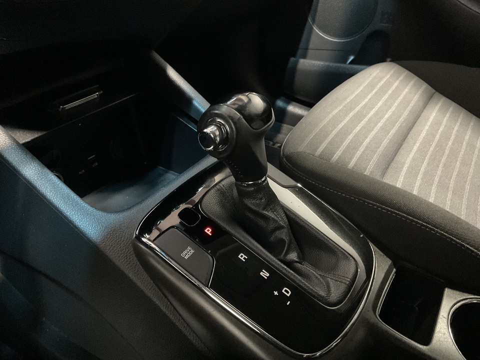 2017 Kia Forte LX 6A