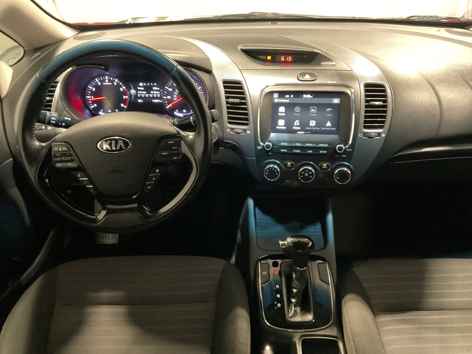 2017 Kia Forte LX 6A