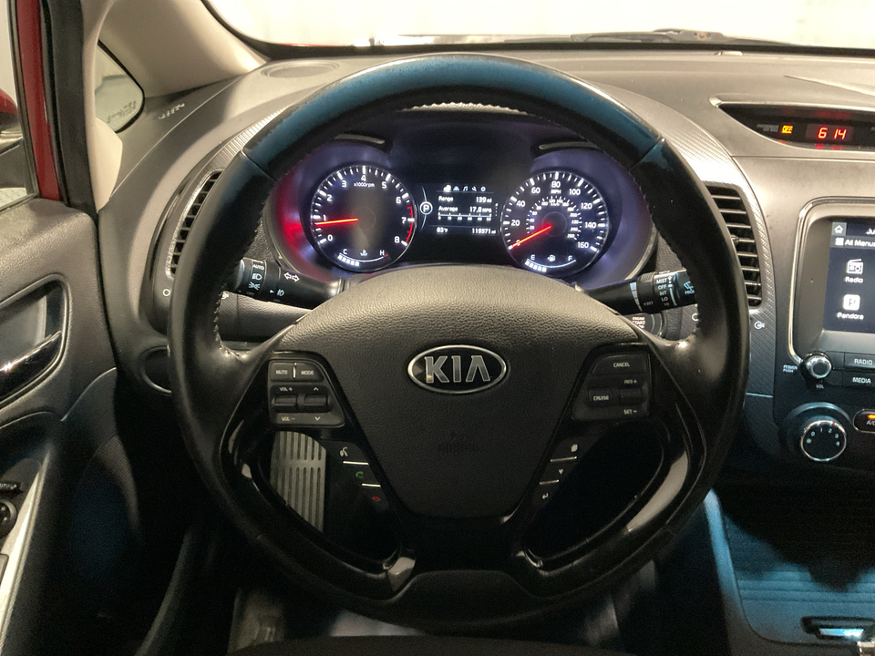 2017 Kia Forte LX 6A