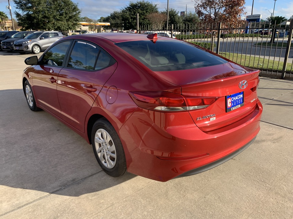 2017 Hyundai Elantra SE 6AT