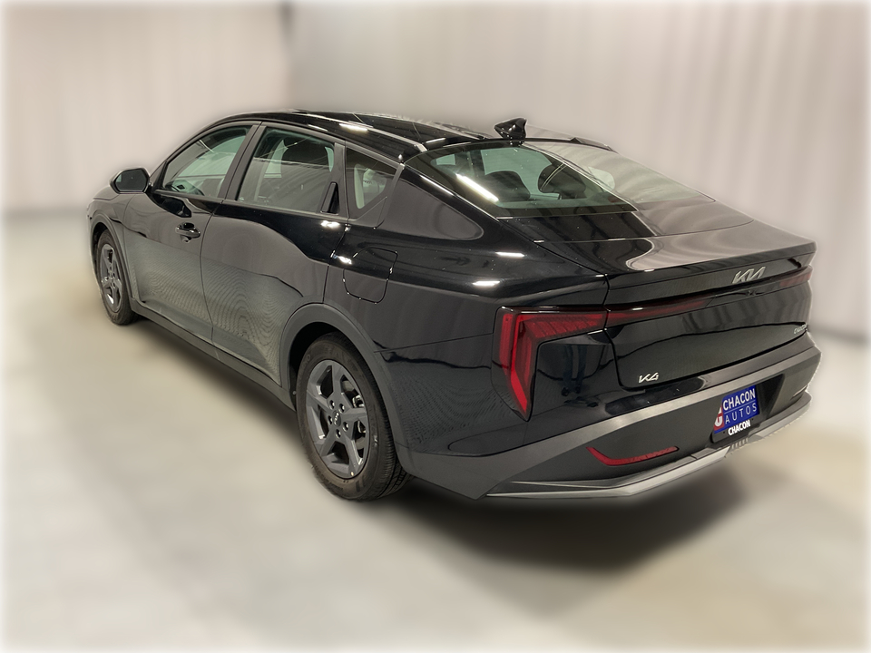 2025 Kia K4 LX