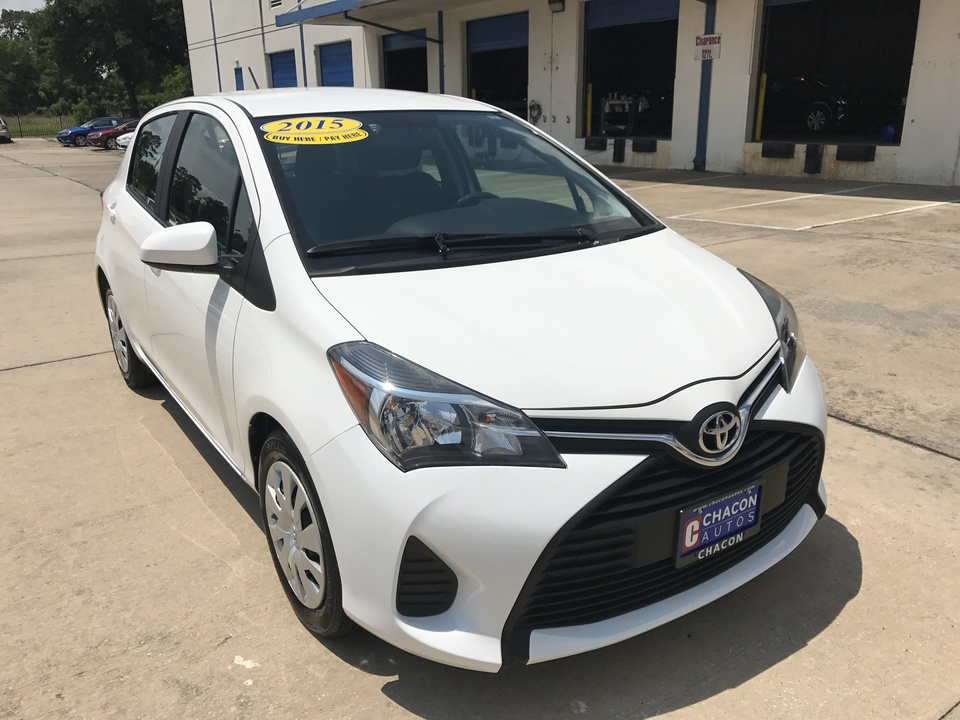 2015 Toyota Yaris LE 5-Door AT