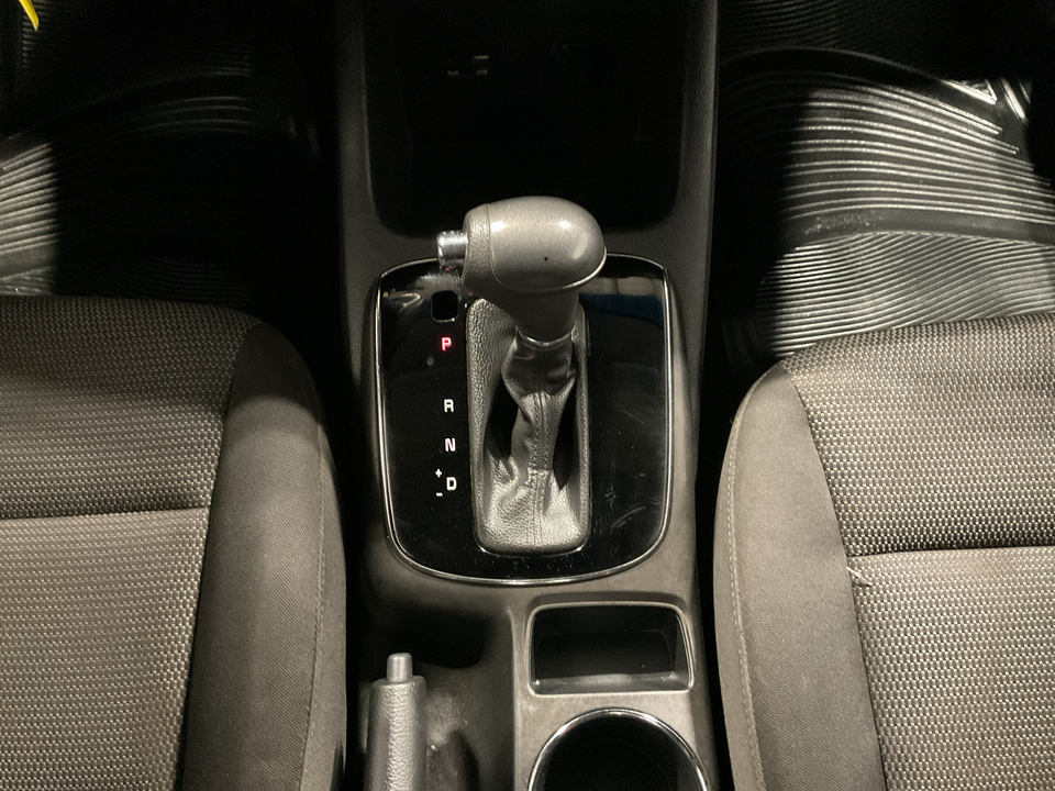 2017 Kia Forte LX 6A