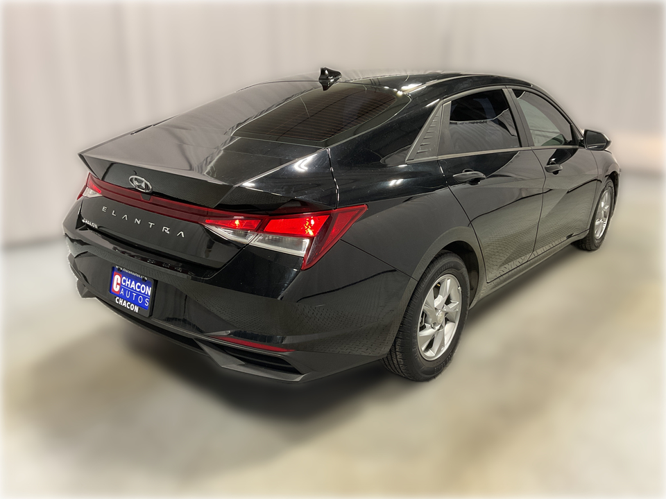 2021 Hyundai Elantra SE