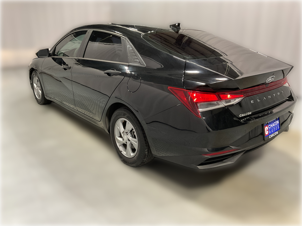 2021 Hyundai Elantra SE