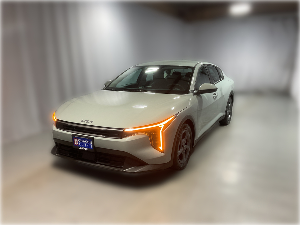 2025 Kia K4 LX