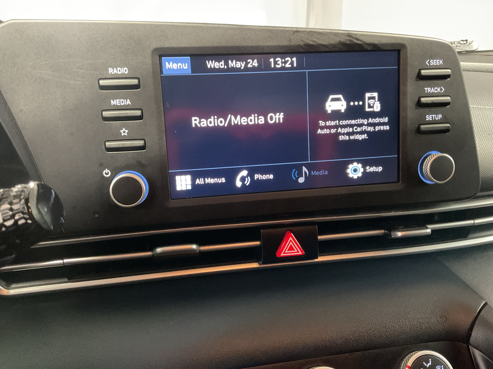 2021 Hyundai Elantra SE