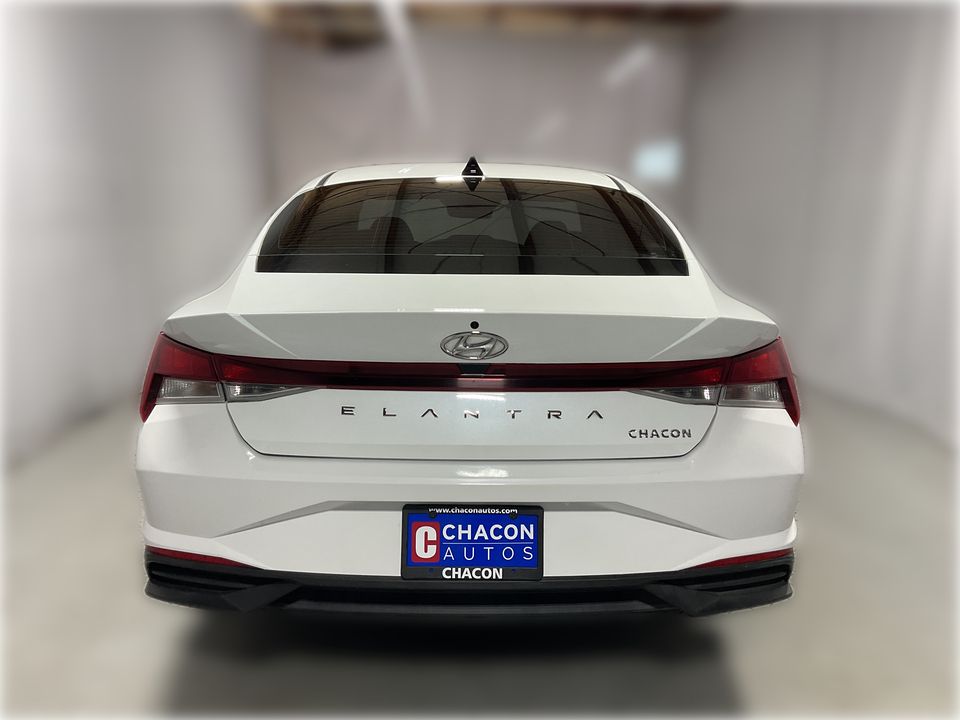 2021 Hyundai Elantra SE