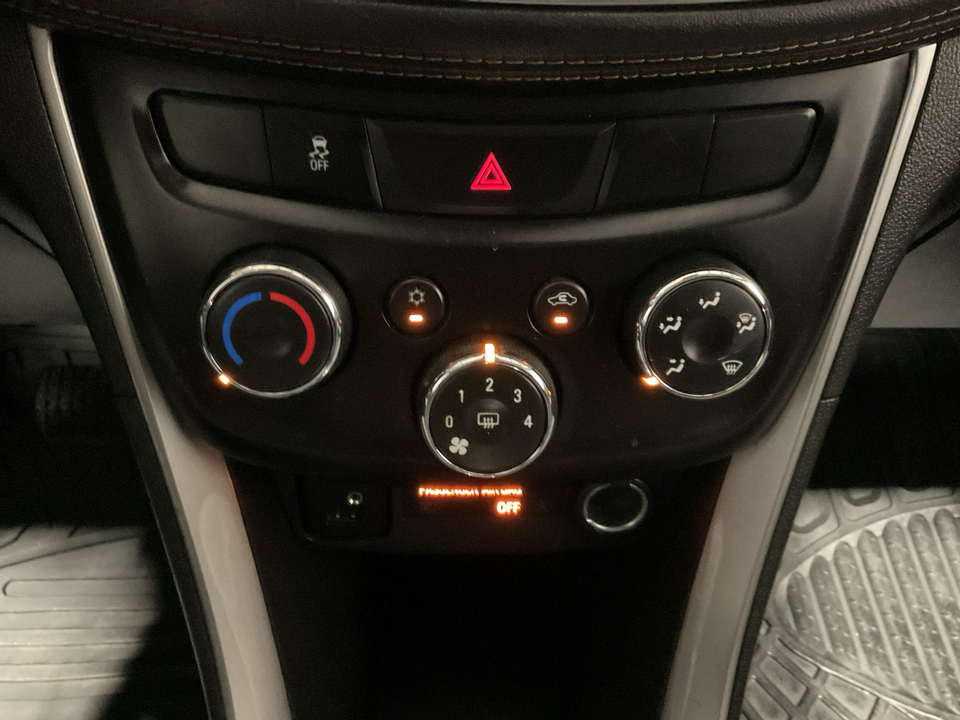 2020 Chevrolet Trax LS FWD