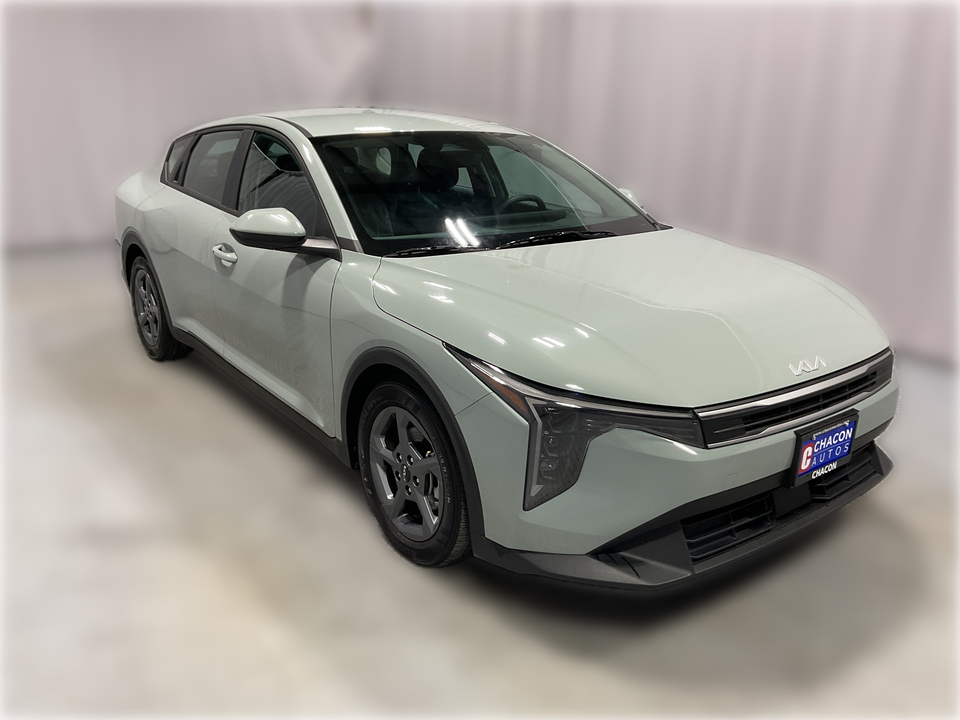 2025 Kia K4 LX