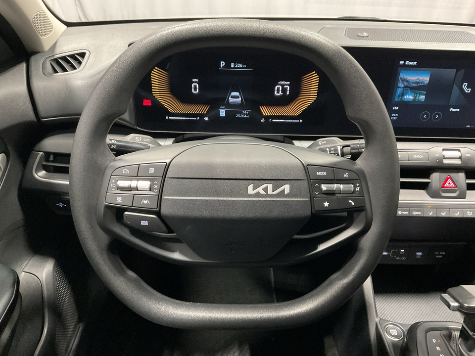 2025 Kia K4 LX