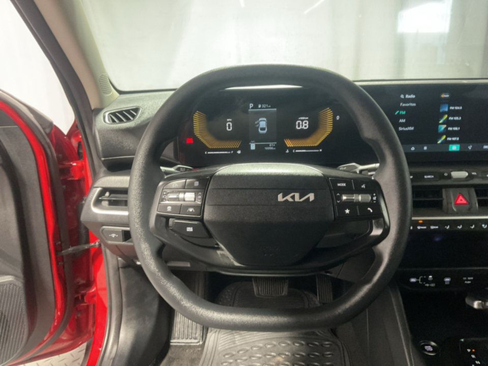 2025 Kia K4 LX