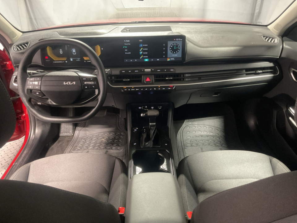 2025 Kia K4 LX