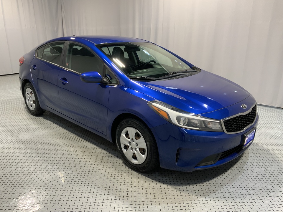 2017 Kia Forte LX 6A