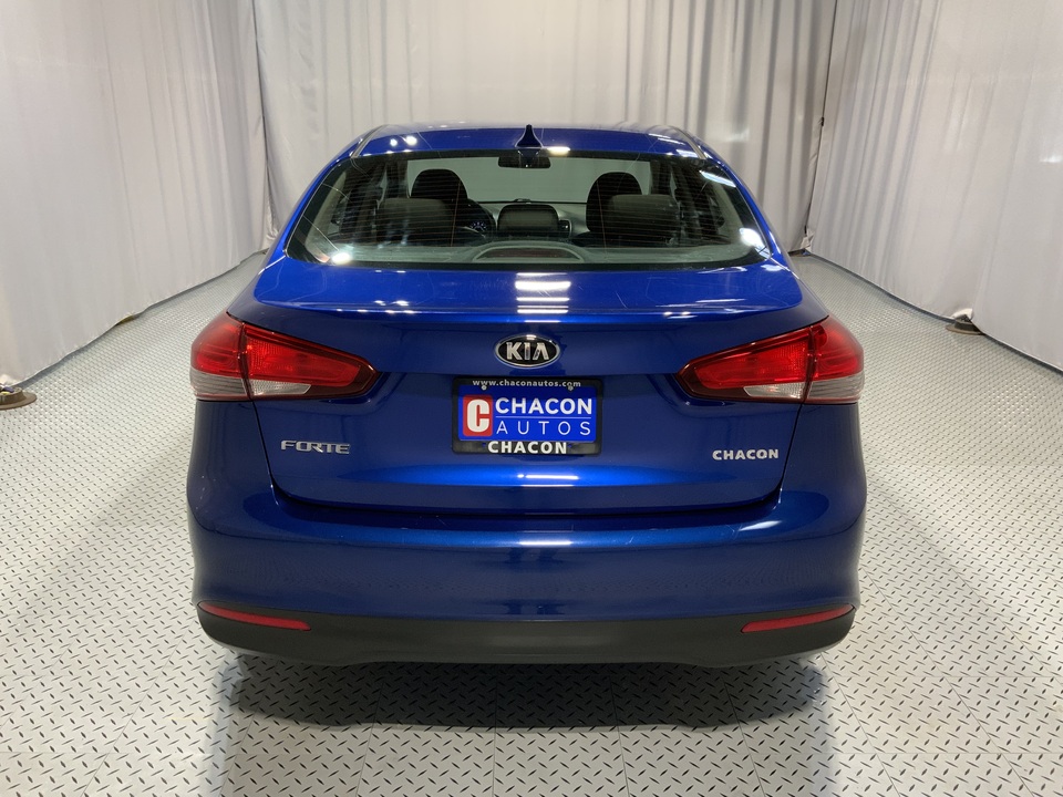 2017 Kia Forte LX 6A