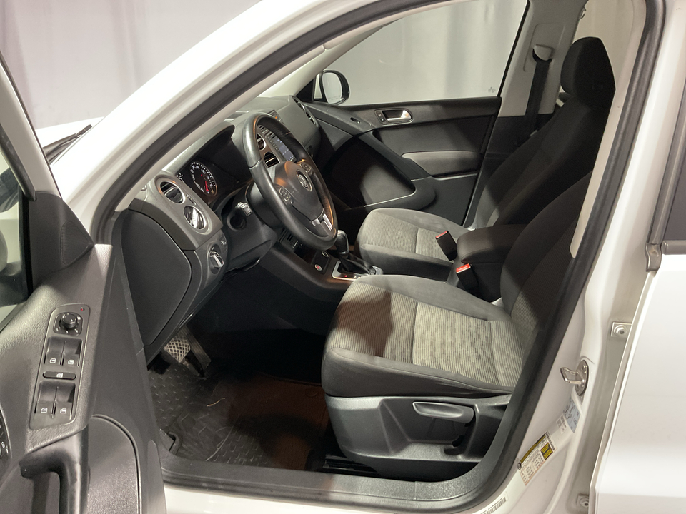 2017 Volkswagen Tiguan S