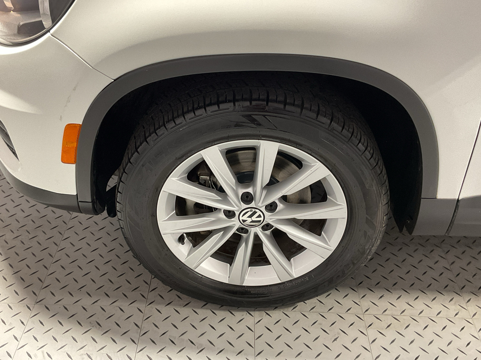 2017 Volkswagen Tiguan S