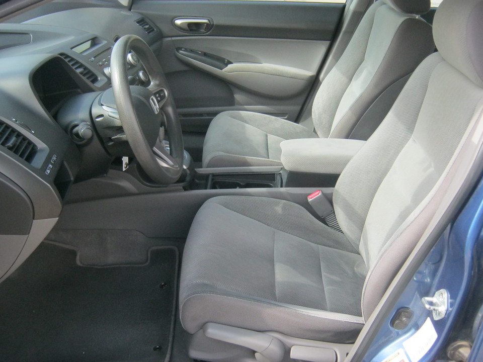 2010 Honda Civic LX Sedan 5-Speed AT