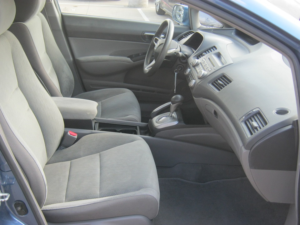 2010 Honda Civic LX Sedan 5-Speed AT