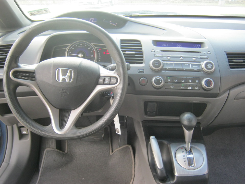 2010 Honda Civic LX Sedan 5-Speed AT