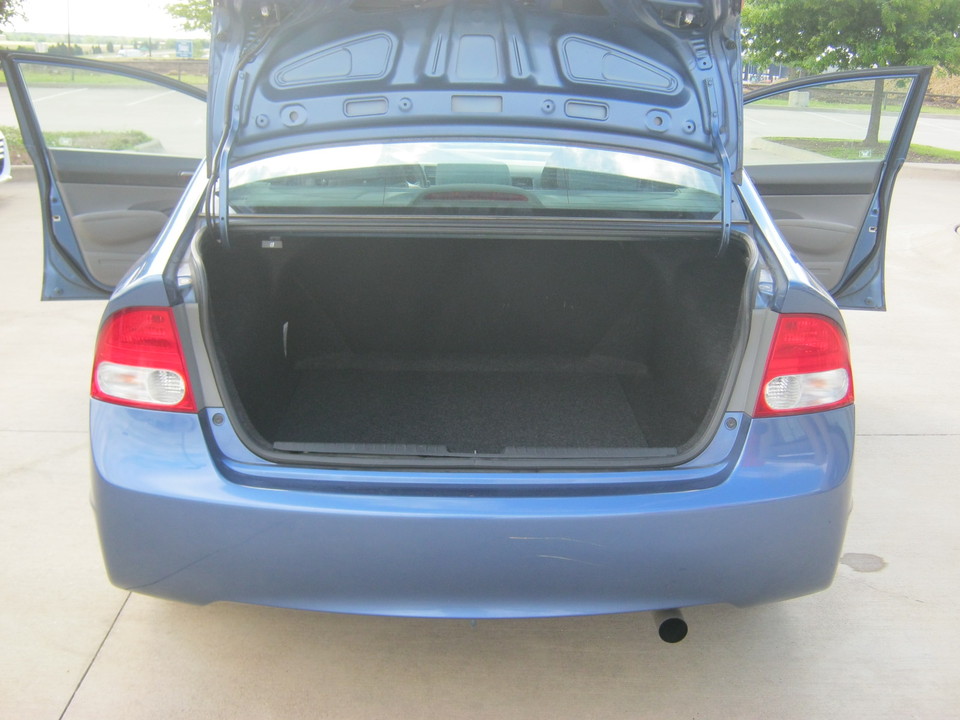 2010 Honda Civic LX Sedan 5-Speed AT
