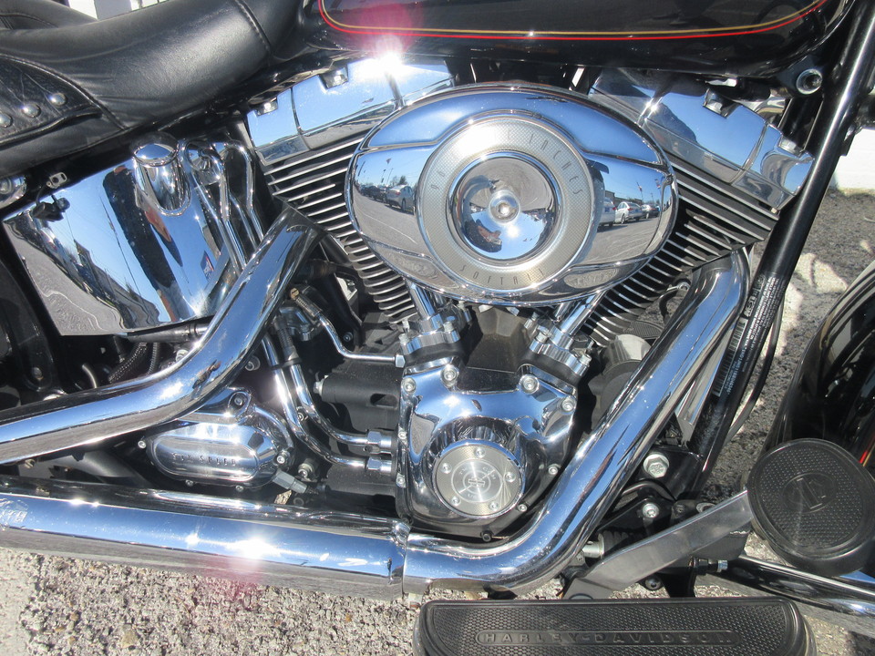 2011 Harley-Davidson FLSTC