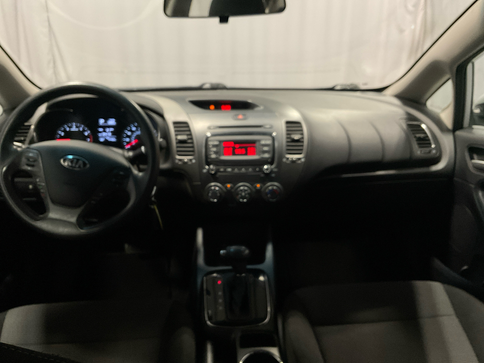 2017 Kia Forte LX 6A