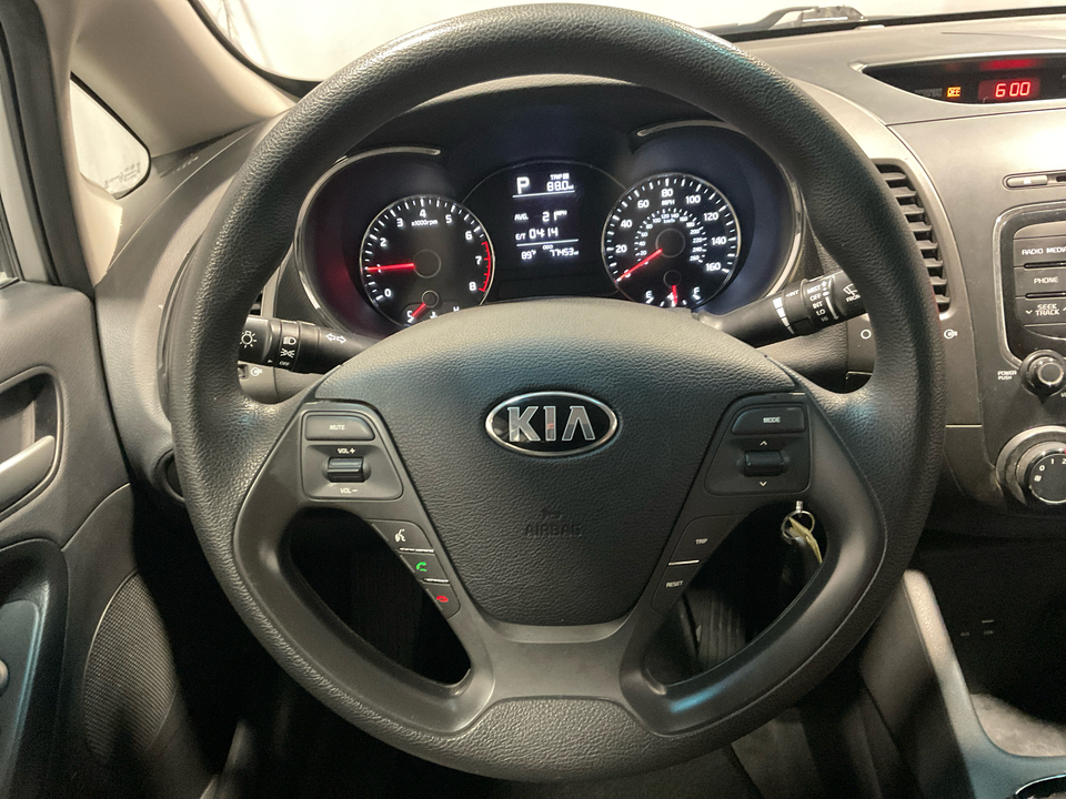 2017 Kia Forte LX 6A
