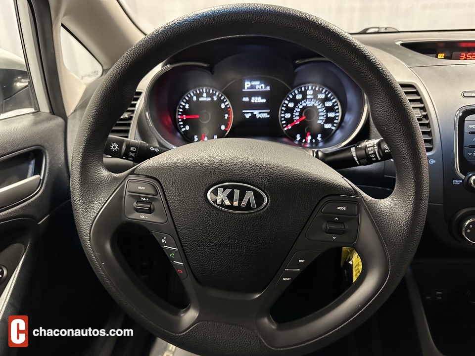 2017 Kia Forte LX 6A