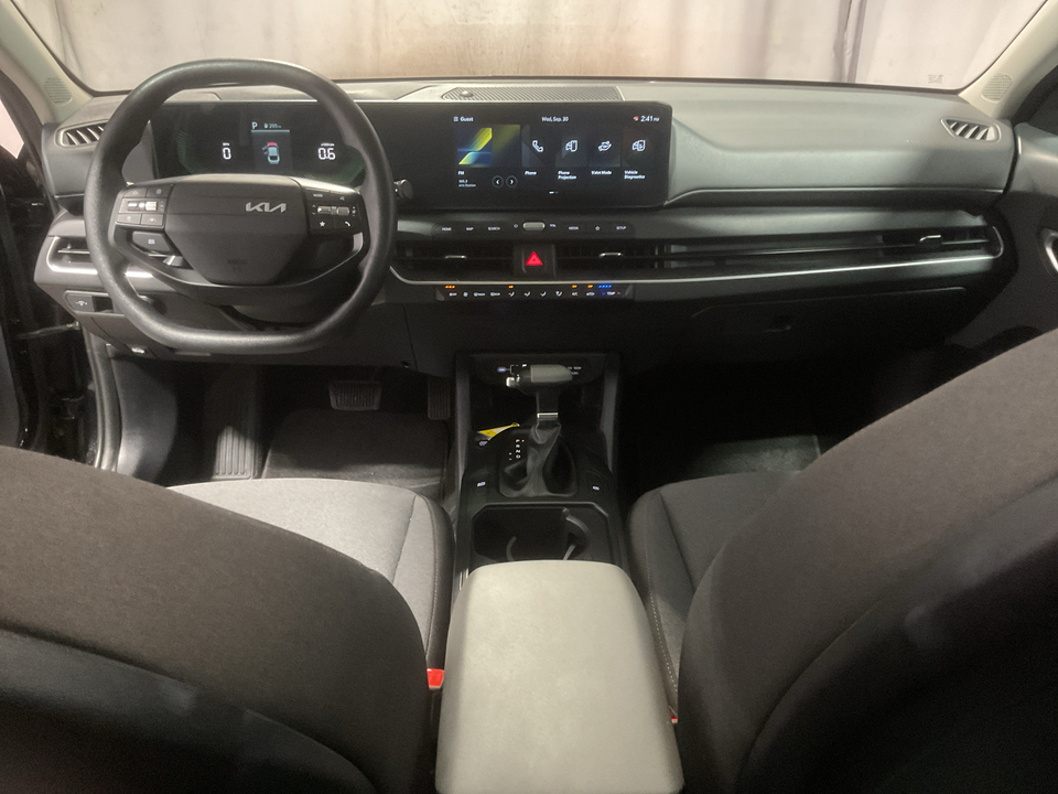 2025 Kia K4 LX