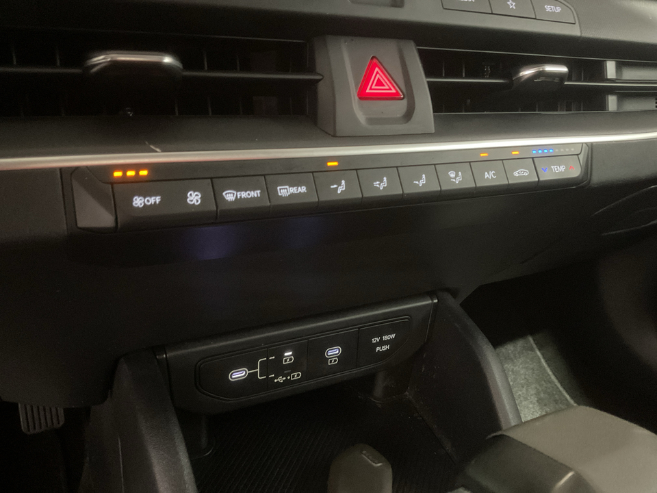 2025 Kia K4 LX