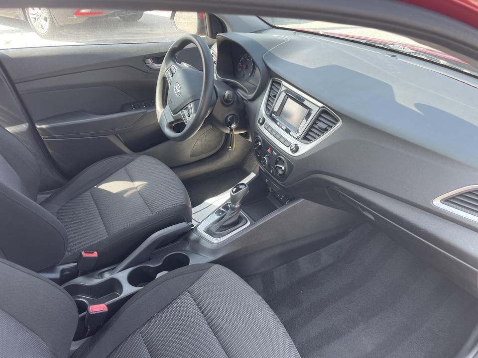2019 Hyundai Accent SE 4-Door 6A