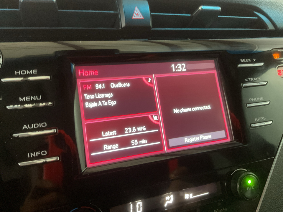 2018 Toyota Camry SE