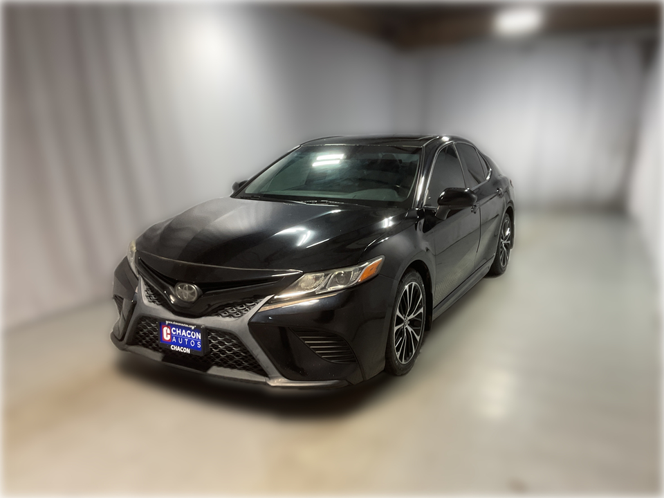 2018 Toyota Camry SE
