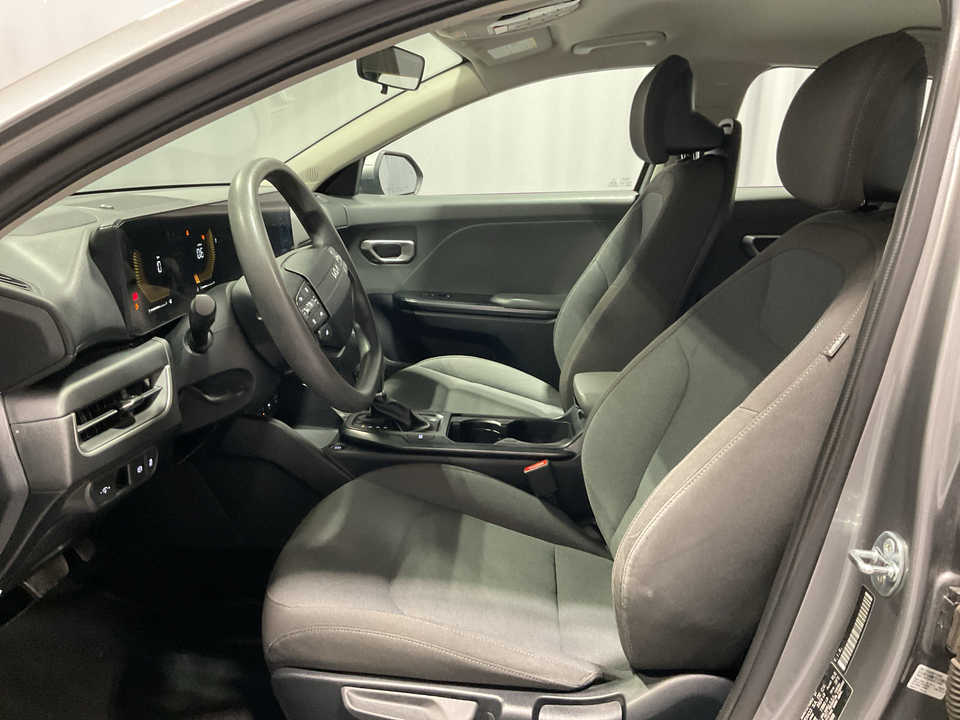 2025 Kia K4 LX